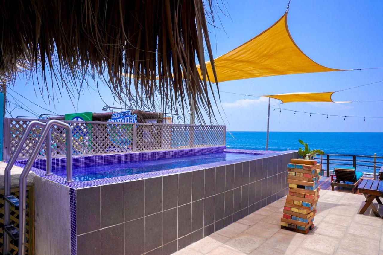 Black Sand Beachhouse Monterrico Bagian luar foto
